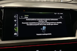 musta Audi Q4 e-tron 2022 kuva 21.