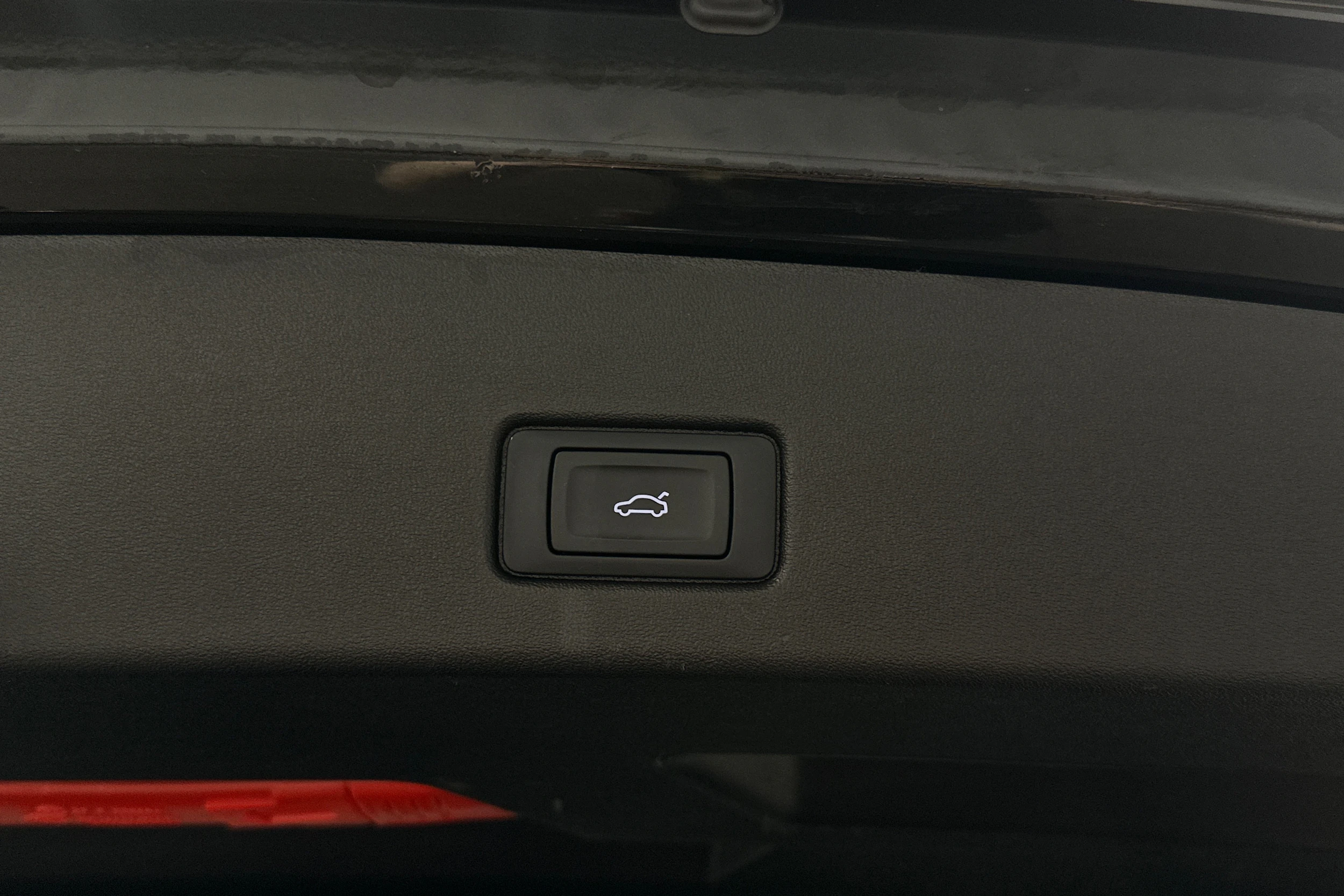 musta Audi Q4 e-tron 2022 kuva 32.