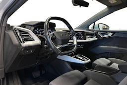 met. valkoinen Audi Q4 e-tron 2022 kuva 6.