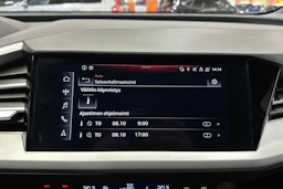 met. valkoinen Audi Q4 e-tron 2022 kuva 14.