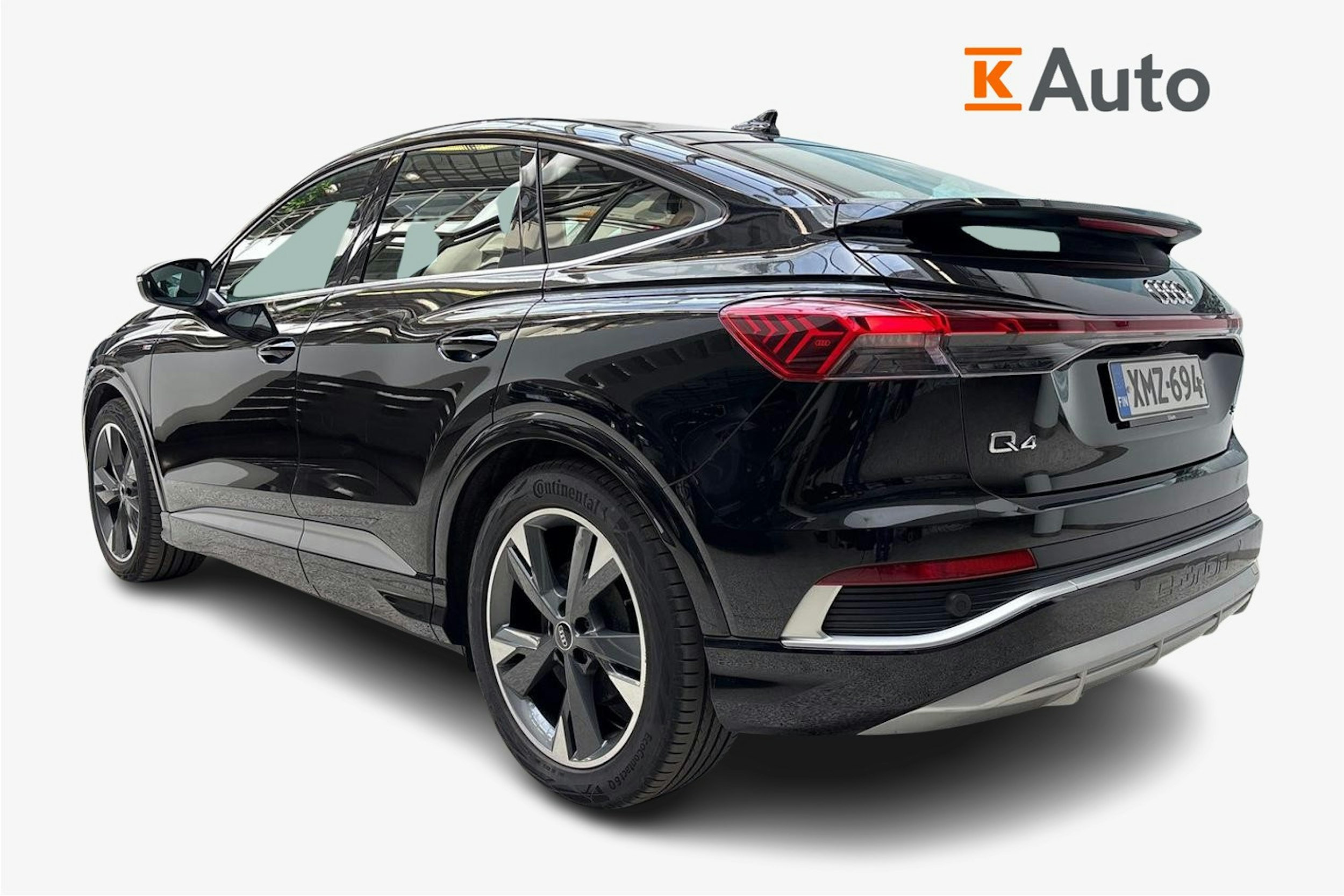 musta Audi Q4 e-tron 2022 kuva 2.