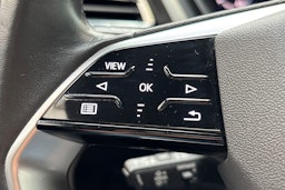 musta Audi Q4 e-tron 2022 kuva 19.