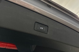 harmaa Audi Q4 e-tron 2022 kuva 15.