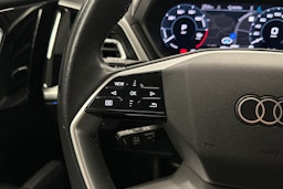 harmaa Audi Q4 e-tron 2022 kuva 19.