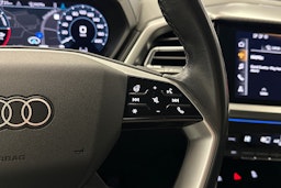 harmaa Audi Q4 e-tron 2022 kuva 20.