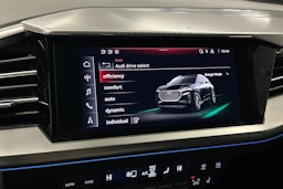 harmaa Audi Q4 e-tron 2022 kuva 27.