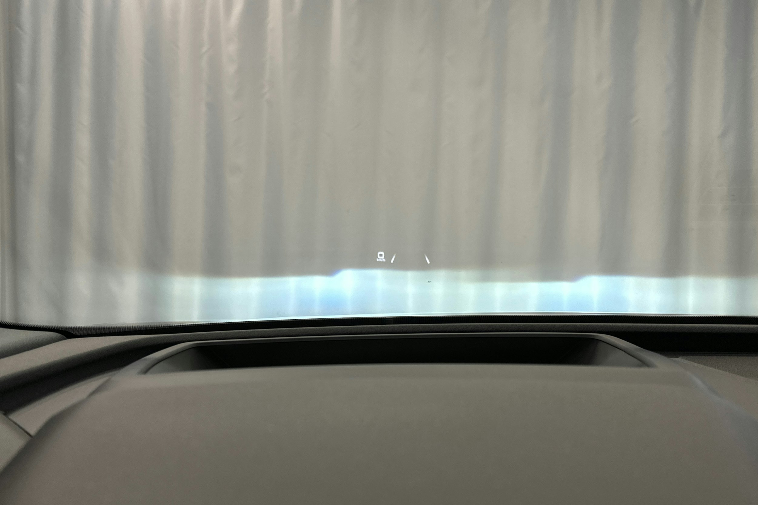 harmaa Audi Q4 e-tron 2022 kuva 34.