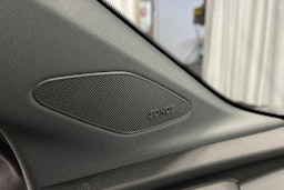 harmaa Audi Q4 e-tron 2022 kuva 35.