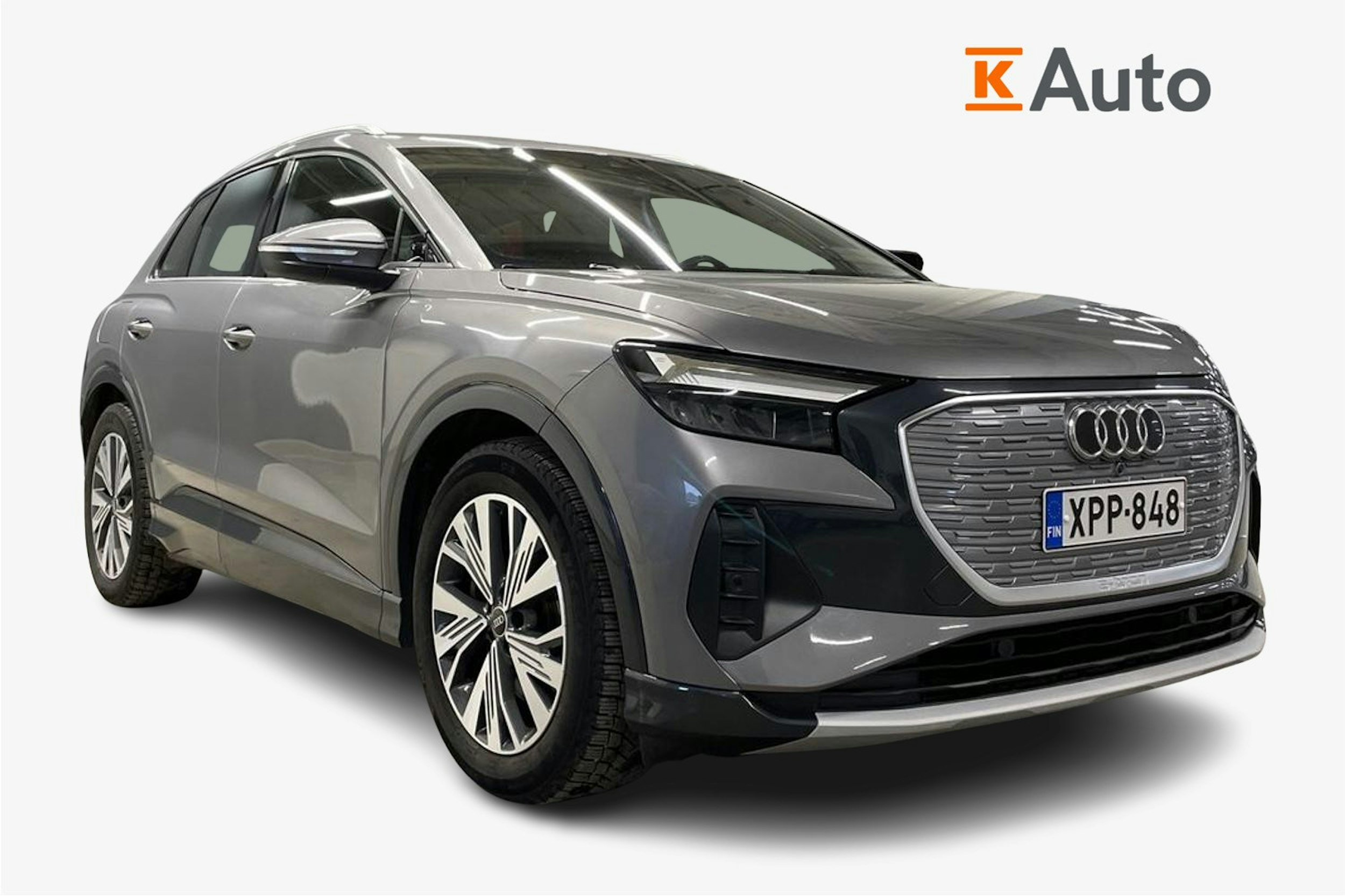 harmaa Audi Q4 e-tron 2022 kuva 4.