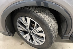 harmaa Audi Q4 e-tron 2022 kuva 16.