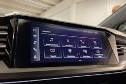 harmaa Audi Q4 e-tron 2022 kuva 23.