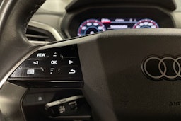 harmaa Audi Q4 e-tron 2022 kuva 29.