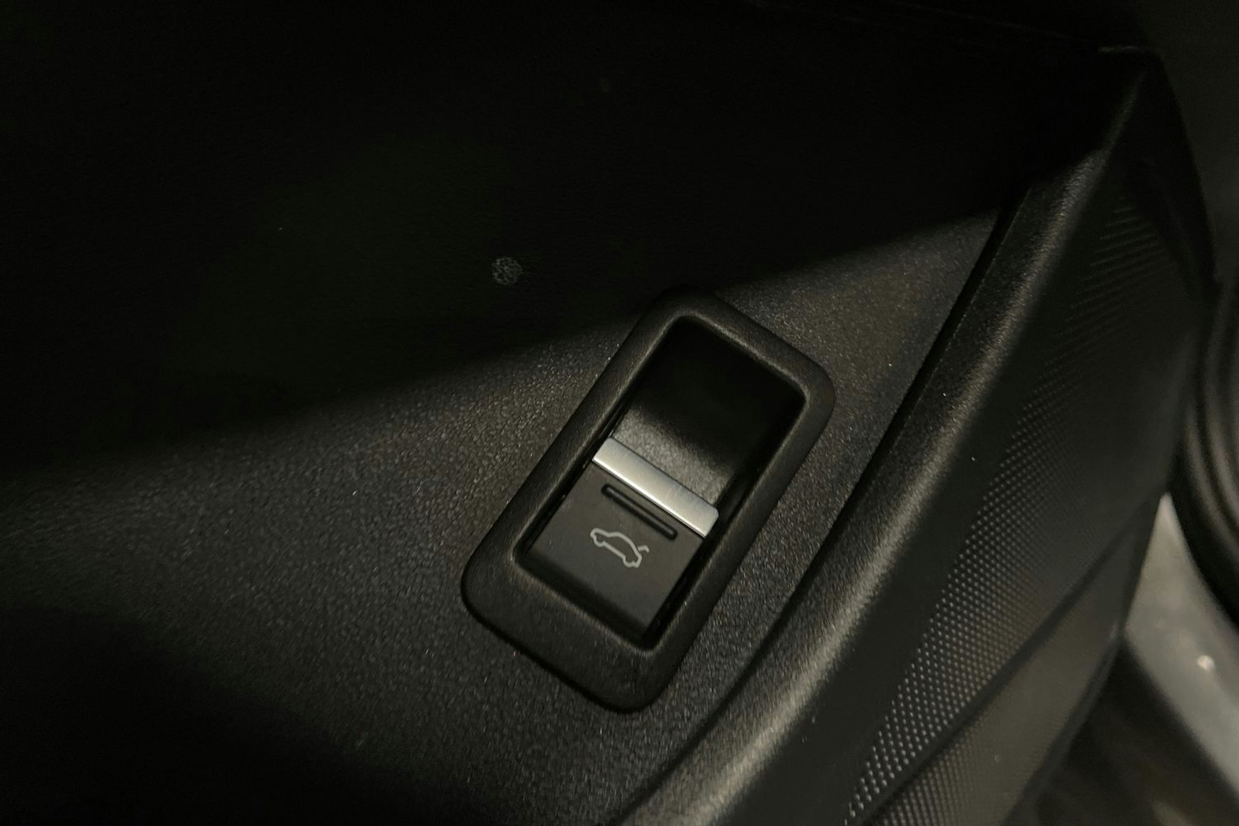 harmaa Audi Q4 e-tron 2022 kuva 31.