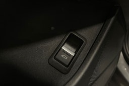 harmaa Audi Q4 e-tron 2022 kuva 31.