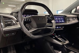 harmaa Audi Q4 e-tron 2022 kuva 33.