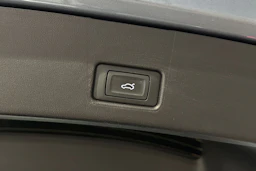 harmaa Audi Q4 e-tron 2022 kuva 13.