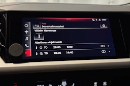 harmaa Audi Q4 e-tron 2022 kuva 23.