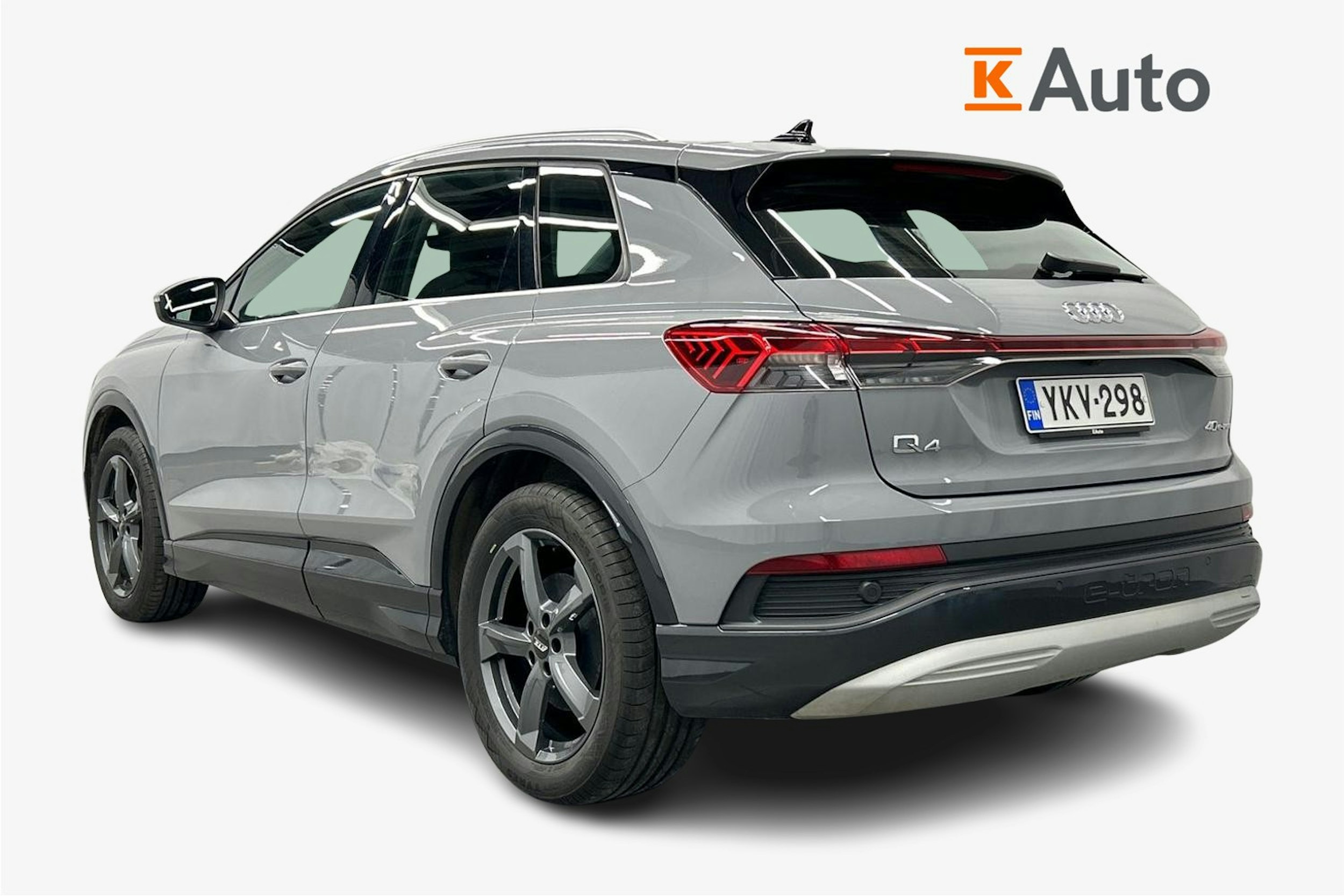 harmaa Audi Q4 e-tron 2022 kuva 2.