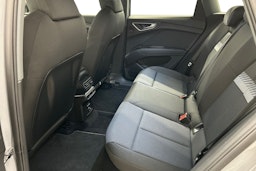 harmaa Audi Q4 e-tron 2022 kuva 10.