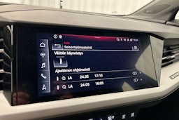 harmaa Audi Q4 e-tron 2022 kuva 23.
