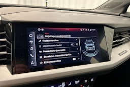 harmaa Audi Q4 e-tron 2022 kuva 24.