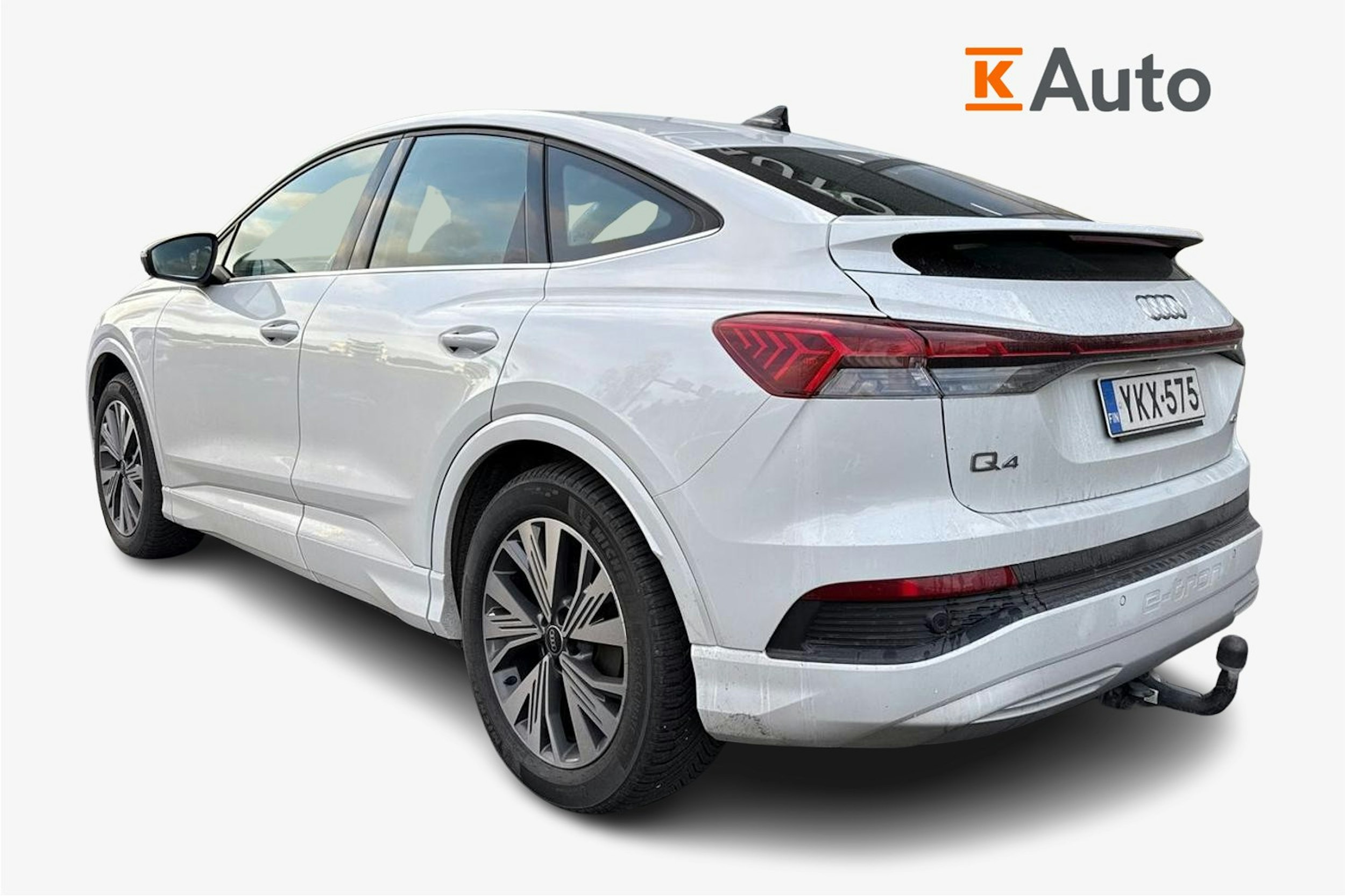 met. valkoinen Audi Q4 e-tron 2022 kuva 2.