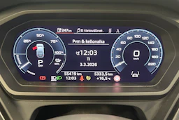 Harmaa Audi Q4 e-tron 2022 kuva 18.