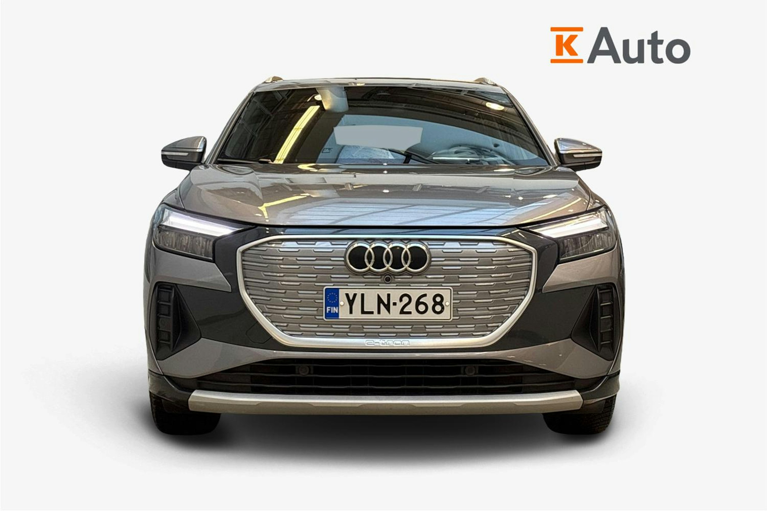 harmaa Audi Q4 e-tron 2022 kuva 5.