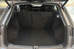 harmaa Audi Q4 e-tron 2022 kuva 16.