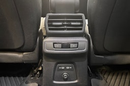 harmaa Audi Q4 e-tron 2022 kuva 17.