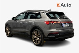 harmaa Audi Q4 e-tron 2022 kuva 2.