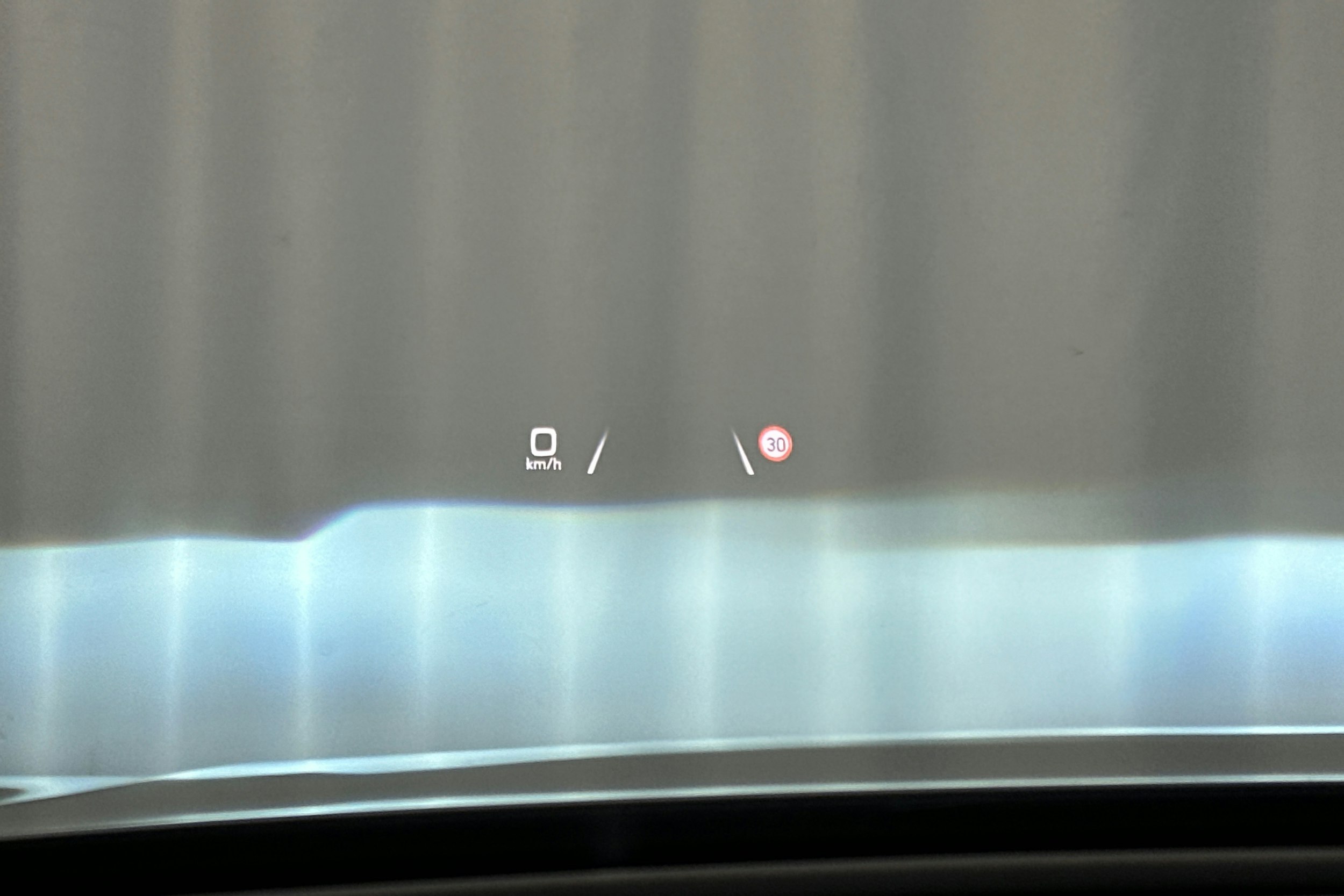 harmaa Audi Q4 e-tron 2022 kuva 20.