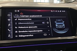 harmaa Audi Q4 e-tron 2022 kuva 25.