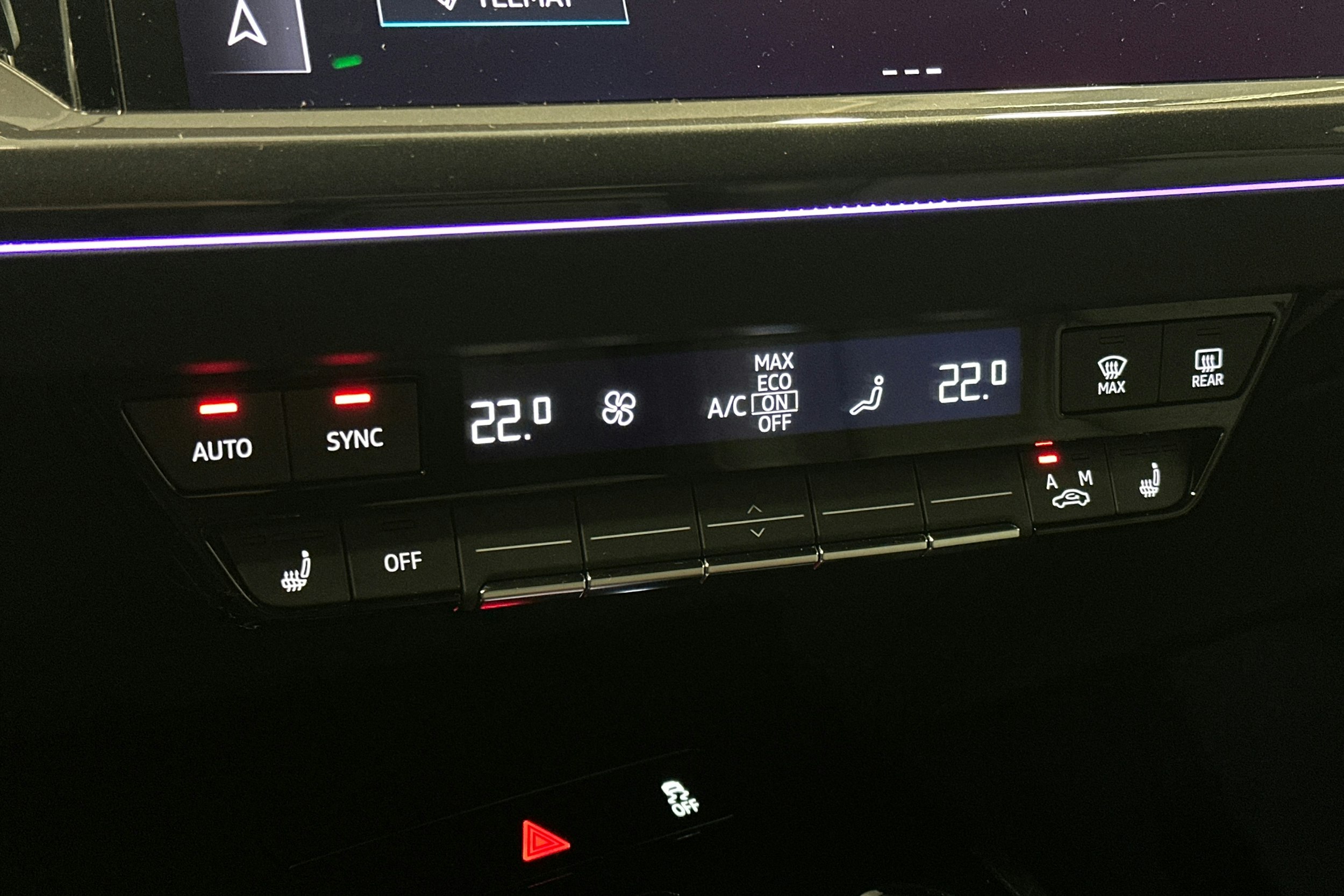 harmaa Audi Q4 e-tron 2022 kuva 28.