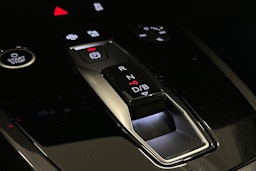 harmaa Audi Q4 e-tron 2022 kuva 29.