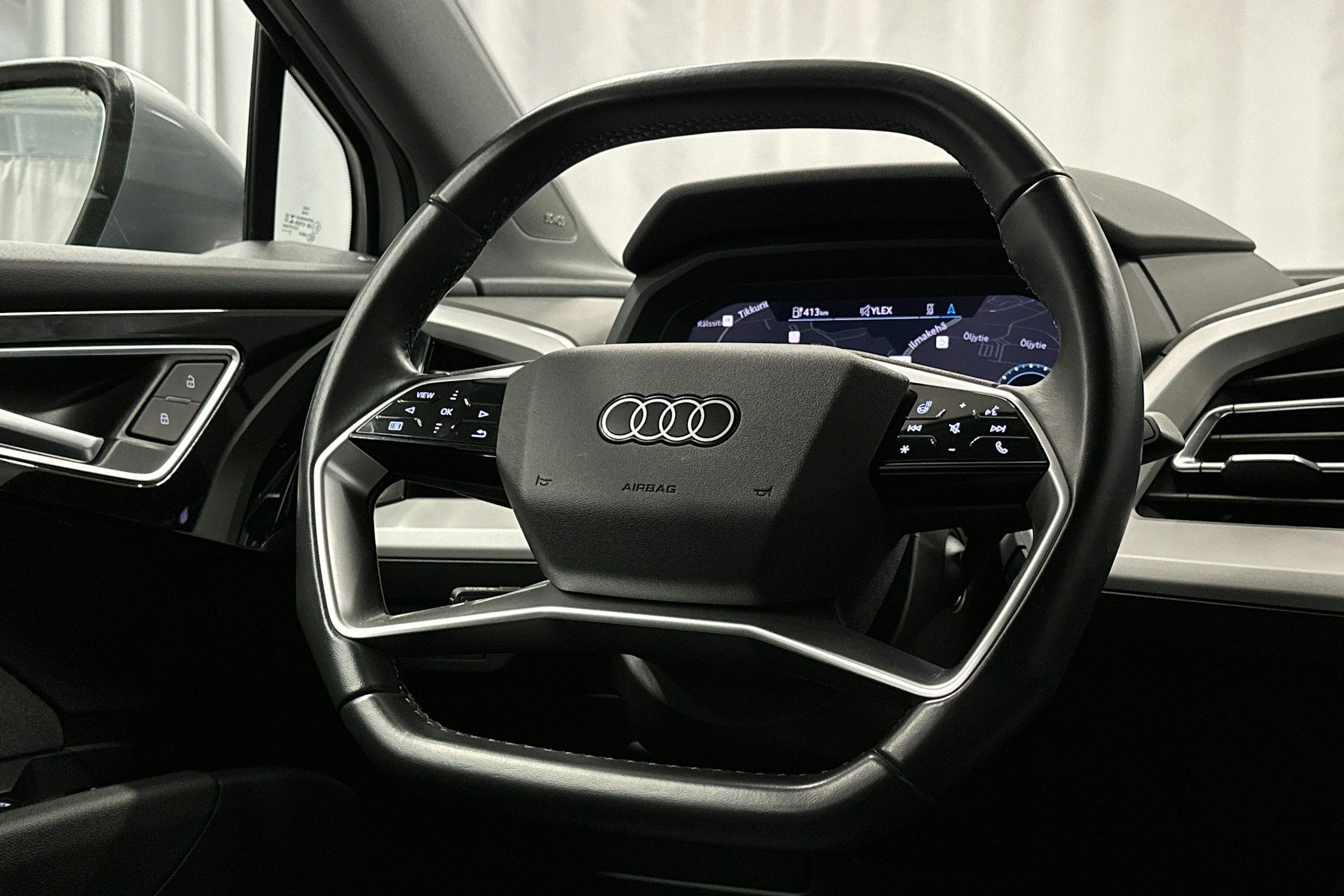 hopea Audi Q4 e-tron 2022 kuva 19.