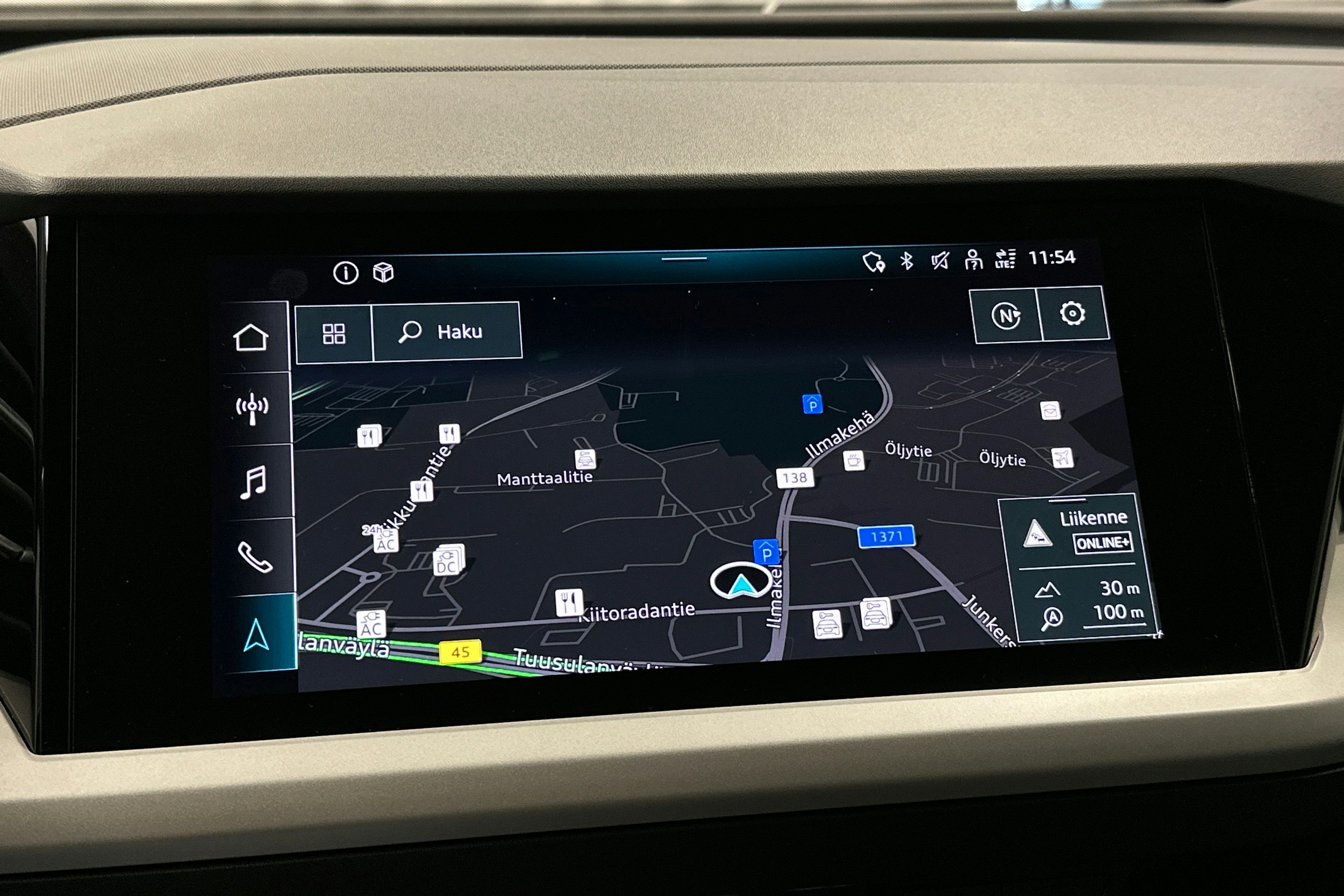 hopea Audi Q4 e-tron 2022 kuva 24.