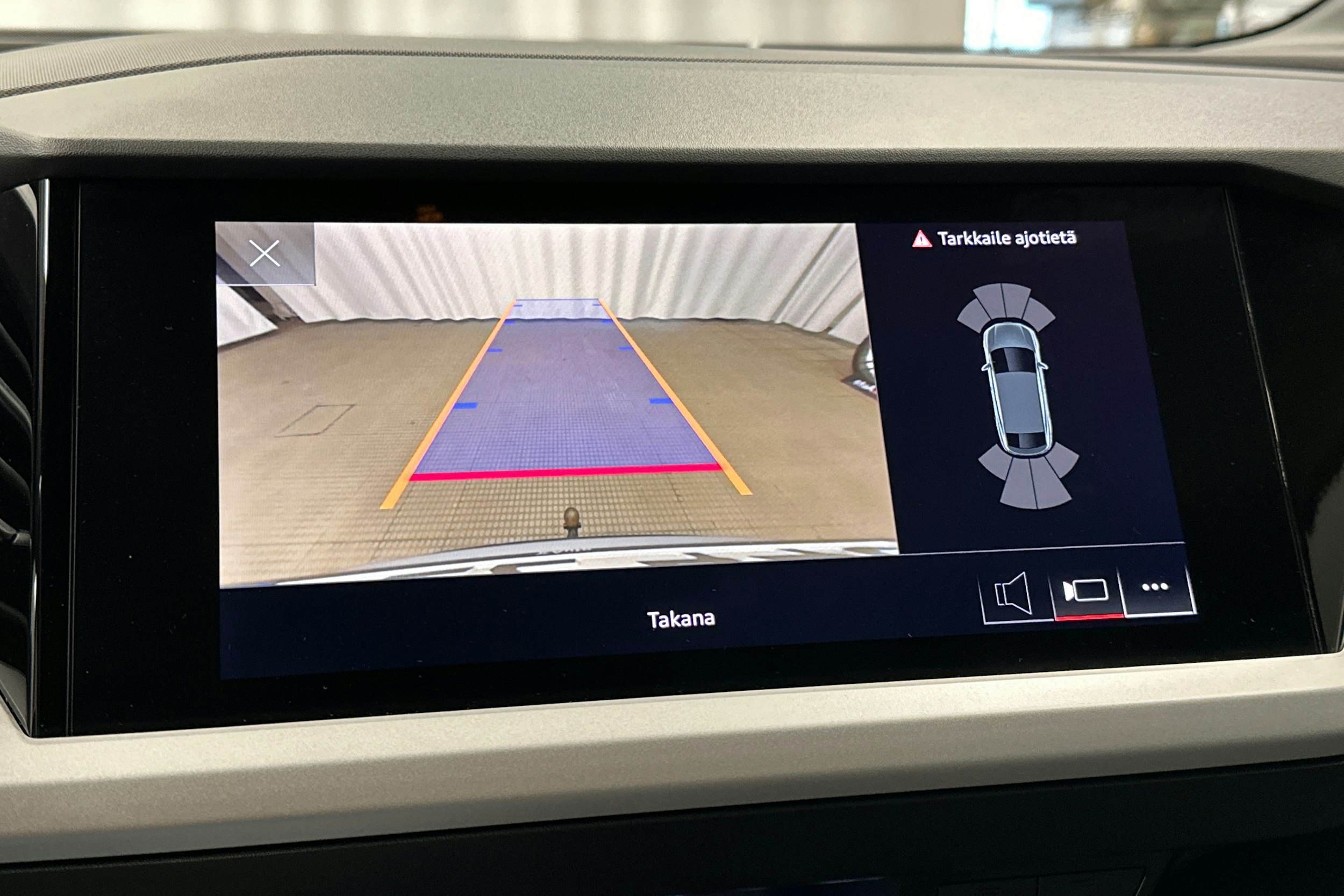hopea Audi Q4 e-tron 2022 kuva 29.