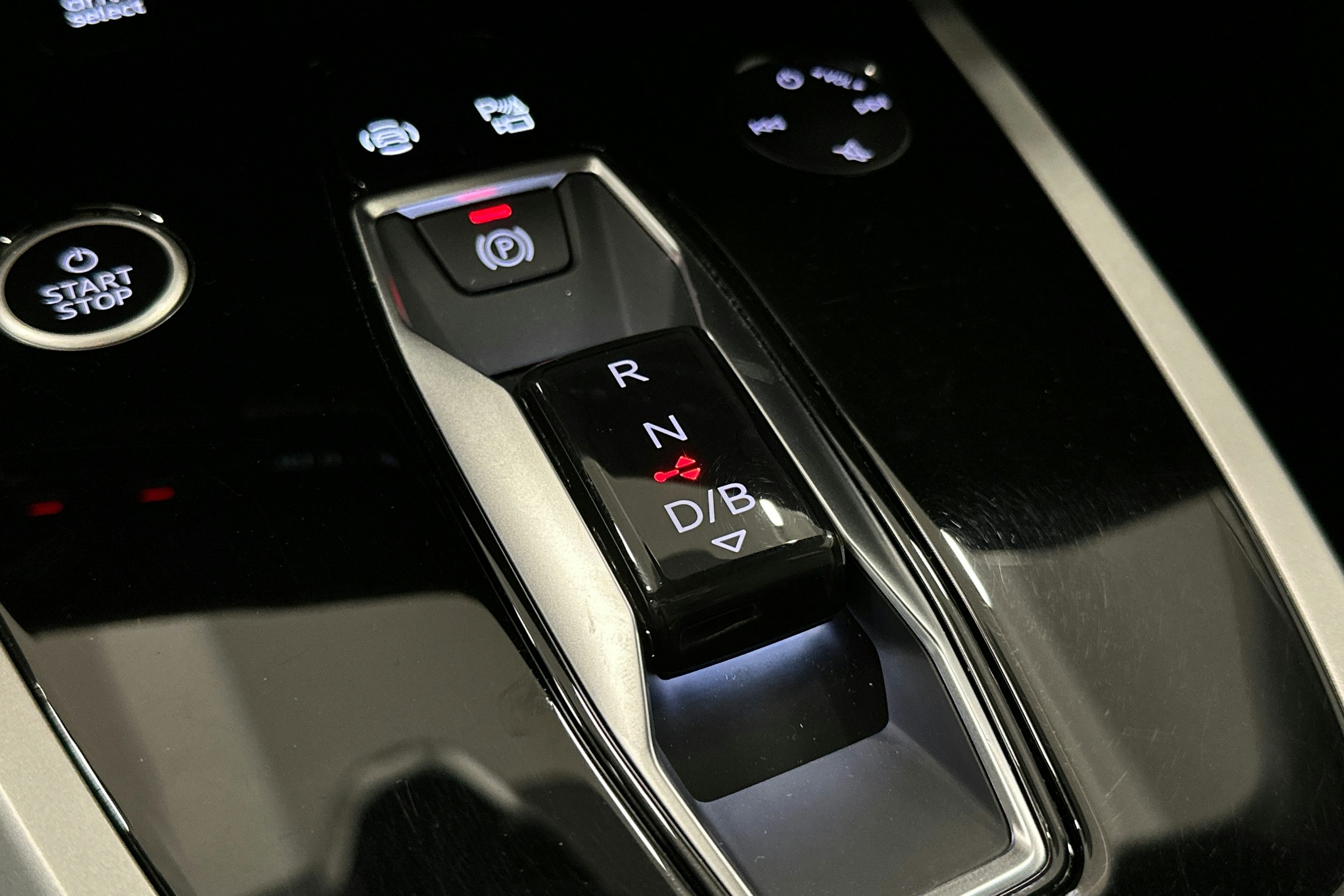 hopea Audi Q4 e-tron 2022 kuva 31.