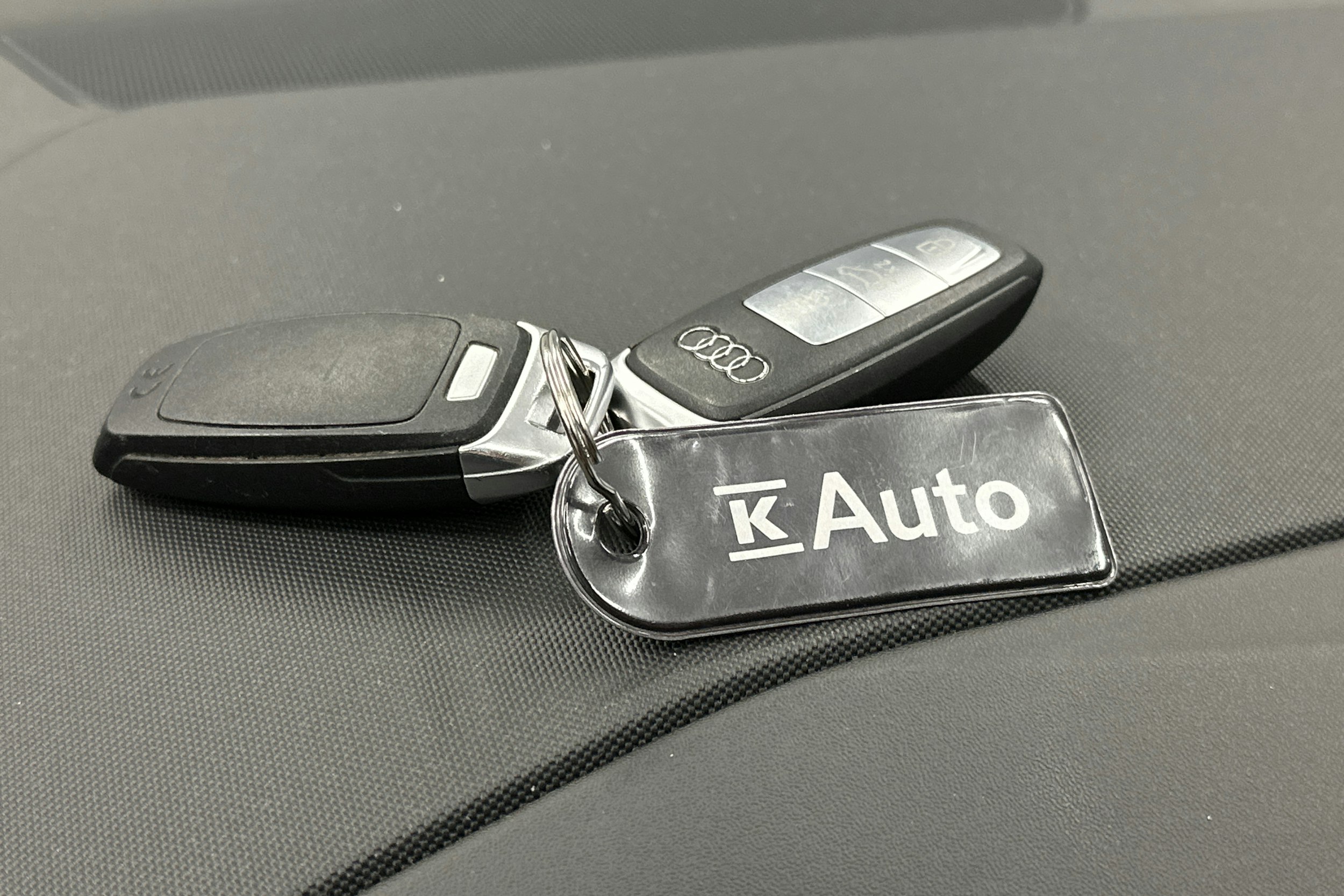 hopea Audi Q4 e-tron 2022 kuva 33.