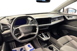valkoinen Audi Q4 e-tron 2022 kuva 9.