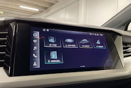 harmaa Audi Q4 e-tron 2022 kuva 18.