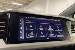 harmaa Audi Q4 e-tron 2022 kuva 19.