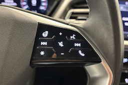 met. vihreä Audi Q4 e-tron 2022 kuva 14.