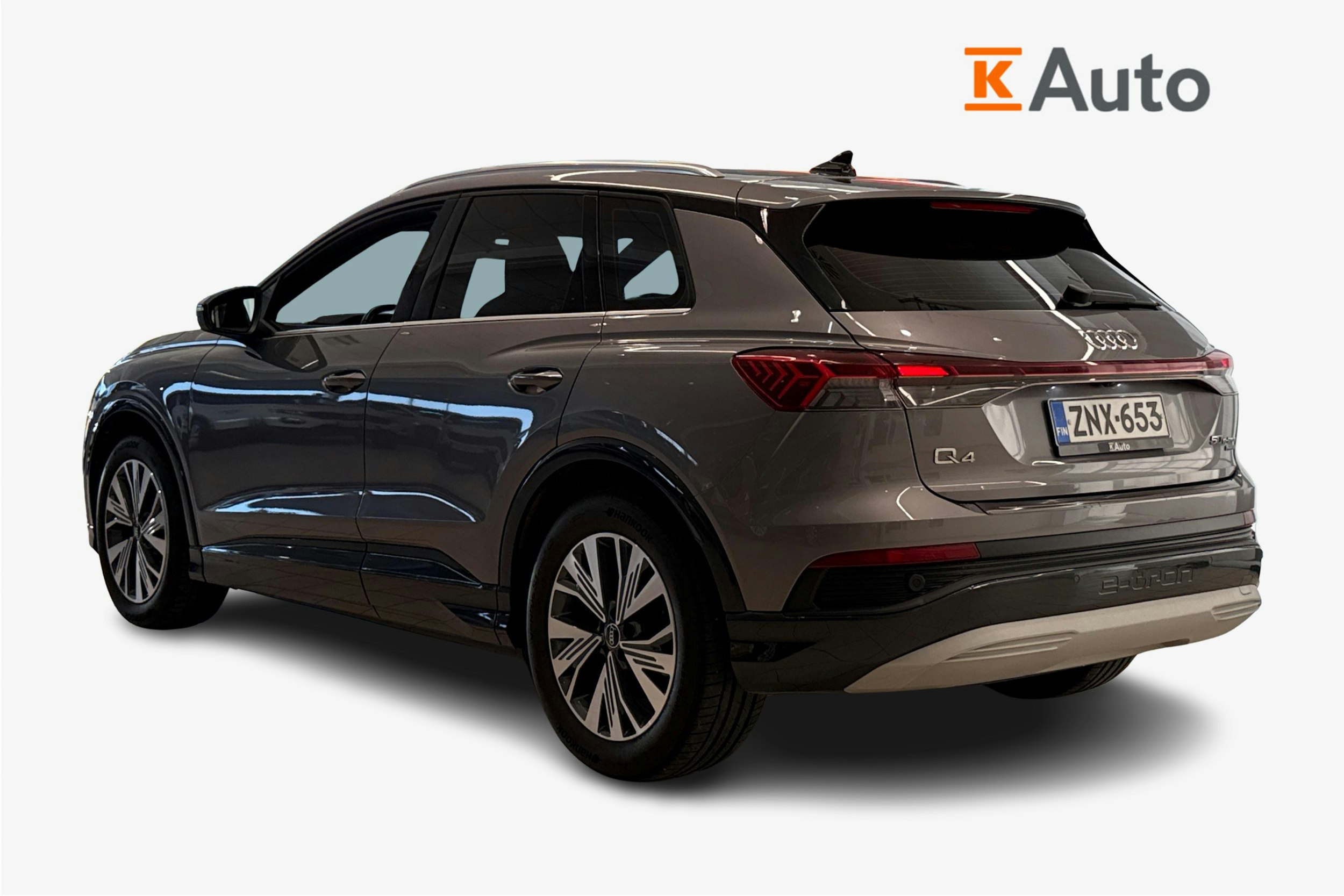 harmaa Audi Q4 e-tron 2022 kuva 2.