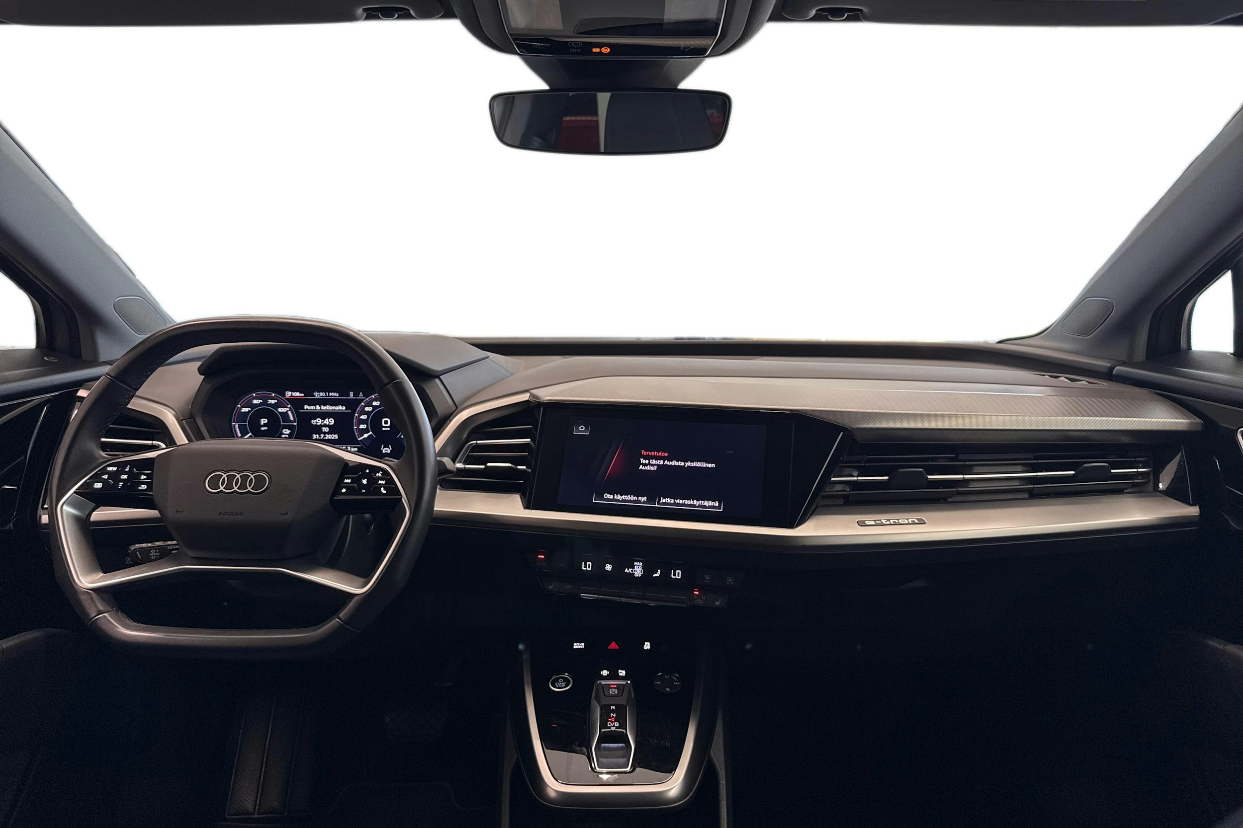 harmaa Audi Q4 e-tron 2022 kuva 9.