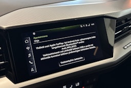 harmaa Audi Q4 e-tron 2022 kuva 14.