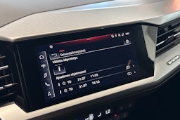 harmaa Audi Q4 e-tron 2022 kuva 15.