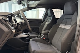 harmaa Audi Q4 e-tron 2022 kuva 20.