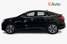 musta Audi Q4 e-tron 2022 kuva 6.